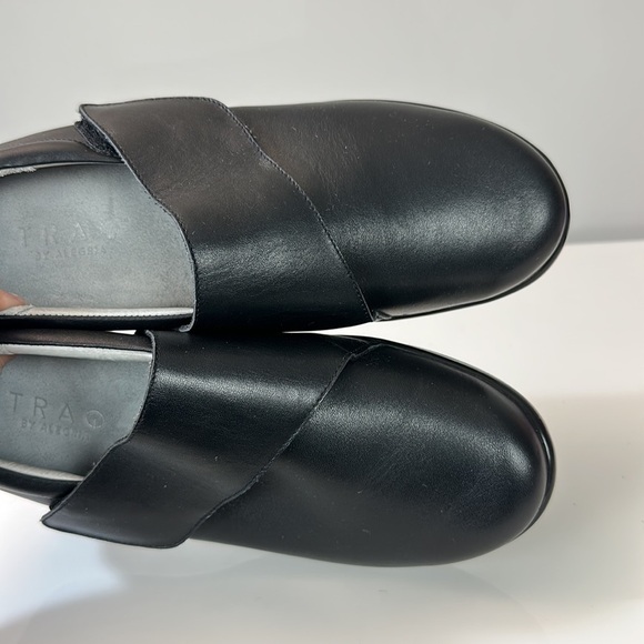 Traq by Alegria Qin BlackNappa Leather Shoes Size 41/10.5-11 - Picture 15 of 16